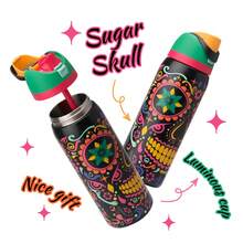 OWALAo Free-Sip Sugar Skull Limited Edition Luminous Cup. Insulated Stainless Steel Water Bottle With Straw. This Bottle Does Both, With Bold Sugar Skull Art And Rich Colors. You Spirited Sips Any Time Of Day. Very Suitable For Water, Juice, Iced Tea Or Coffee, Ice Drinks ; Hot Drinks. 32oz/945ml. - 糖骷髏 - 查看 2
