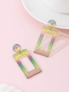 一对嘉年华彩色几何设计时尚耳环，女士佩戴，是派对和聚会的完美礼物 - 彩色 - 查看 3