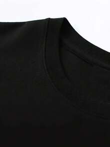 [Customizable] Men's Personalized Printed Long-Sleeved T-Shirt, Supports Photo Customization. You Can Upload Your Personal Portrait/Logo/Family Photo/Couple Photo/Inspirational Slogan/Landscape Image. Exclusive Sportswear, Lightweight And Breathable, Elastic Fabric, Regular Fit. - 黑色 - 查看 2