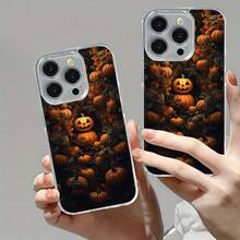 Calabazas de Halloween espeluznantes entre hojas oscuras y misteriosas.Funda de teléfono magnética Funda para teléfono con escena de naturaleza encantada. El regalo perfecto para cualquier ocasión. - Succión magnética transparente - Ver 3