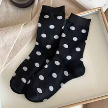 5 Pairs Women's Mid-Calf Socks, Polka Dot Contrast Color Pattern, Sweet & Fashionable, Ins Style High-Top Socks, Lightweight Breathable Comfortable, Moisture-Wicking, Suitable For Sports, Casual And Streetwear, Spring/Autumn