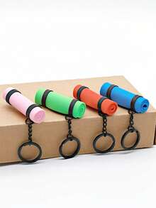 迷你瑜伽垫钥匙扣，瑜伽垫包挂饰，健身情侣配件，小装饰品，包包挂饰，汽车钥匙扣，钥匙链挂绳，钥匙扣，钥匙圈配件，钥匙圈，情侣钥匙扣，送她的礼物，送男友的礼物，小礼物，生日礼物，送朋友的礼物，节日礼物，活动纪念品，派对小礼品