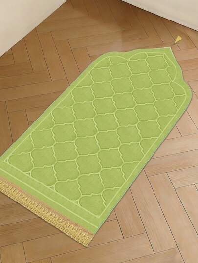 1枚 フランネル製 祈祷マット ムスリム礼拝用ラグ 厚手スポンジ 柔らかい キブラ方向 カーペット ラマダン 家庭用 フロアマット クラシックエンボス加工デザイン