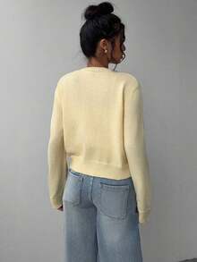 BASICS Plus Size Casual Solid Color Round Neck Long Sleeve Oversized Cropped Cardigan Sweater For Women,Tops For School In Fall/Winter - 芥末黃 - 查看 2