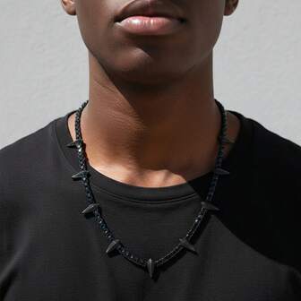 时尚朋克风镶钻项链，适合男士派对、音乐节佩戴，也是送给朋友的时尚珠宝礼物。