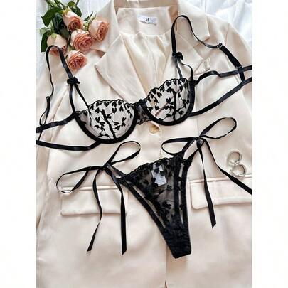 Sexy Lace Embroidered Camisole And Panties Two-Piece Lingerie Set