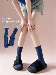 Nuevos calcetines de mujer de media pantorrilla con rayas verticales de colores, calcetines versátiles de color caramelo transpirables y cálidos, adecuados para uso diario y casual - Azul Marino - Ver 1