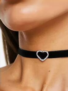 黑色天鹅绒项链，配水晶心形吊坠，聚酯纤维材质，非电镀，时尚百搭，适合日常佩戴和情人节，四季皆宜。 - 彩色 - 查看 6