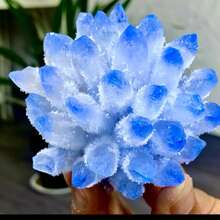 Natural Blue Crystal Cluster Flower Ornament, A Holiday Gift For Family And Friends On Christmas, Halloween, And Valentine's Day, Suitable For Placement In Home Spaces, Offices, And Study Rooms - Màu xanh lam - Xem 7