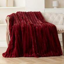 超柔软大条纹毛毯，宽条纹仿毛皮绒毯，粉色卧室装饰毯，牛奶绒毛万圣节复活节法兰绒毯，办公室、圣诞节、露营、沙发午睡毯 - 多功能涤纶床罩，完美圣诞礼物 - 酒紅色 - 查看 6