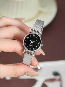 1PC 时尚休闲女士石英表，精致优雅的圆形指针，不锈钢表带，女士时钟。