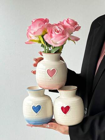 1pc Mini Heart Gradient Vase, Ceramic Material Round Mouth Vase, Colorful Heart Design, Elegant Home Decor Tabletop Planter, High-Quality Minimalist Modern Style Mini Decor, Suitable For Wedding, Party, Home, Desk, Office, Hotel, Living Room, Holiday Decoration