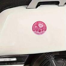 1 pieza Pegatina gótica impermeable de 3 pulgadas, "Apoya a tu cementerio local" Calcomanía para coche, portátil, estética gótica pastel espeluznante, regalo de humor oscuro del cementerio de vinilo para alternativo y emo/Pegatina de Halloween/Vibraciones brujas - 3*3 pulgadas - Ver 3