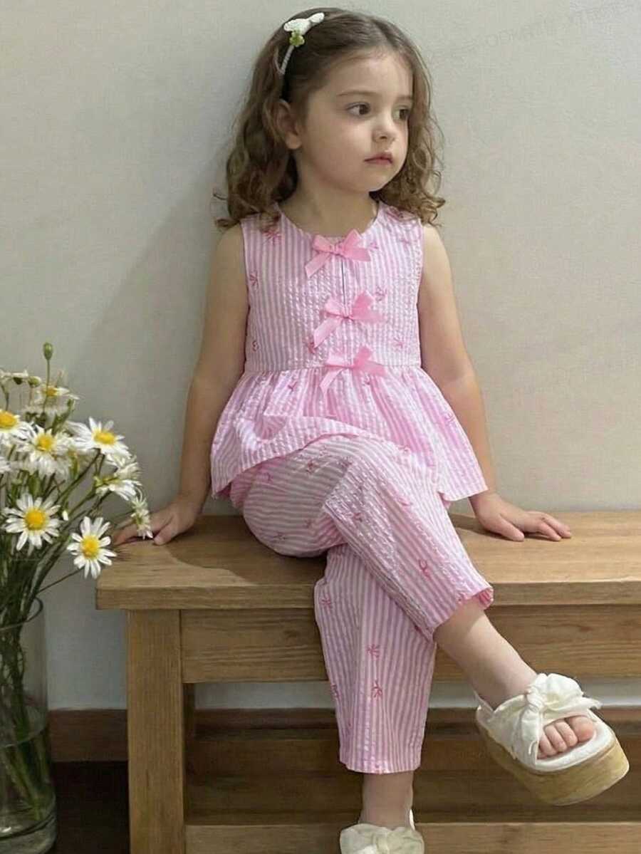 女童两件套服装：无袖连衣裙上衣、纽扣开衫、蝴蝶结印花条纹阔腿裤，可爱优雅的夏季女童服装