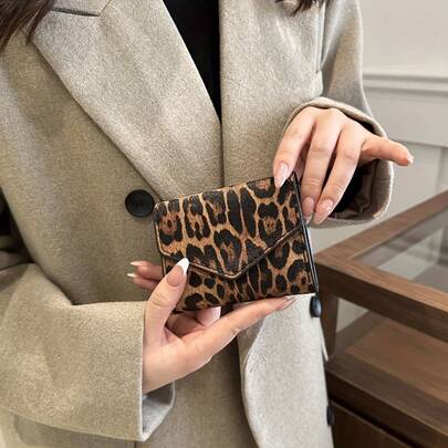 Simple New Style Personality Winter Fashion Chic Leopard Print Outdoor Coin Handheld Small Square Bag - 2 Colors Available: Black/Brown