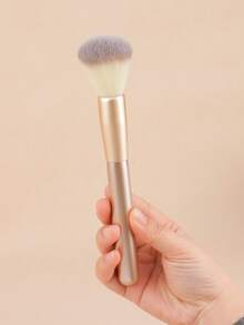 Custom Facial Brush For Loose Powder - Quick & Easy Application - Lightweight & Easy To Clean - Pairs Perfectly With Matte Finishing Powder - Multicolor - View 2