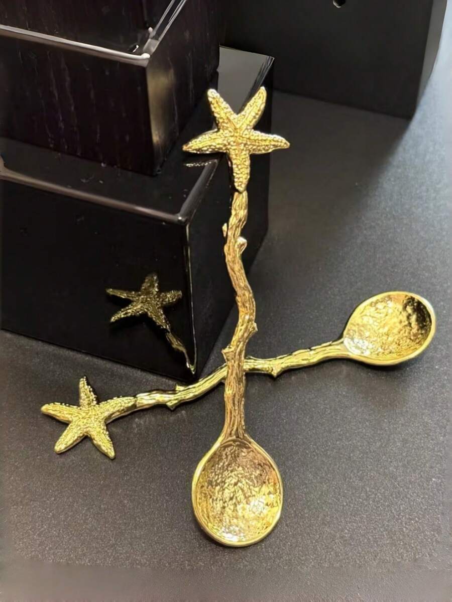 2 piezas Juego de cucharas de estrella de mar dorada y plateada - Perfecto para bodas en la playa y postres de fiesta - Elegante cuchara de café y cuchara de té - Multicolor - Ver 1