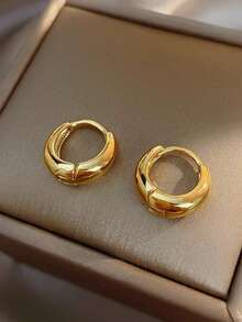 1 Đôi bông tai vòng hình giọt nước kiểu cổ điển mạ vàng 18K, bông tai tối giản bằng thép titan nhẹ dành cho nữ - Vàng - Xem 2