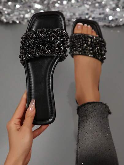 Plus Size Black Faux Pearl Sandals, 2026 Spring & Summer Ramadan New Arrival, Solid Color Square Toe Flat Sandals, Pair With Dresses To Elongate Legs, Fashion Rhinestone Strap Slip-On Sandals, Solid Color Summer Beach Shoes, Non-Slip House Slippers, Girls Flip Flops, Non-Slip Solid Color Fashion PU Leather Faux Pearl