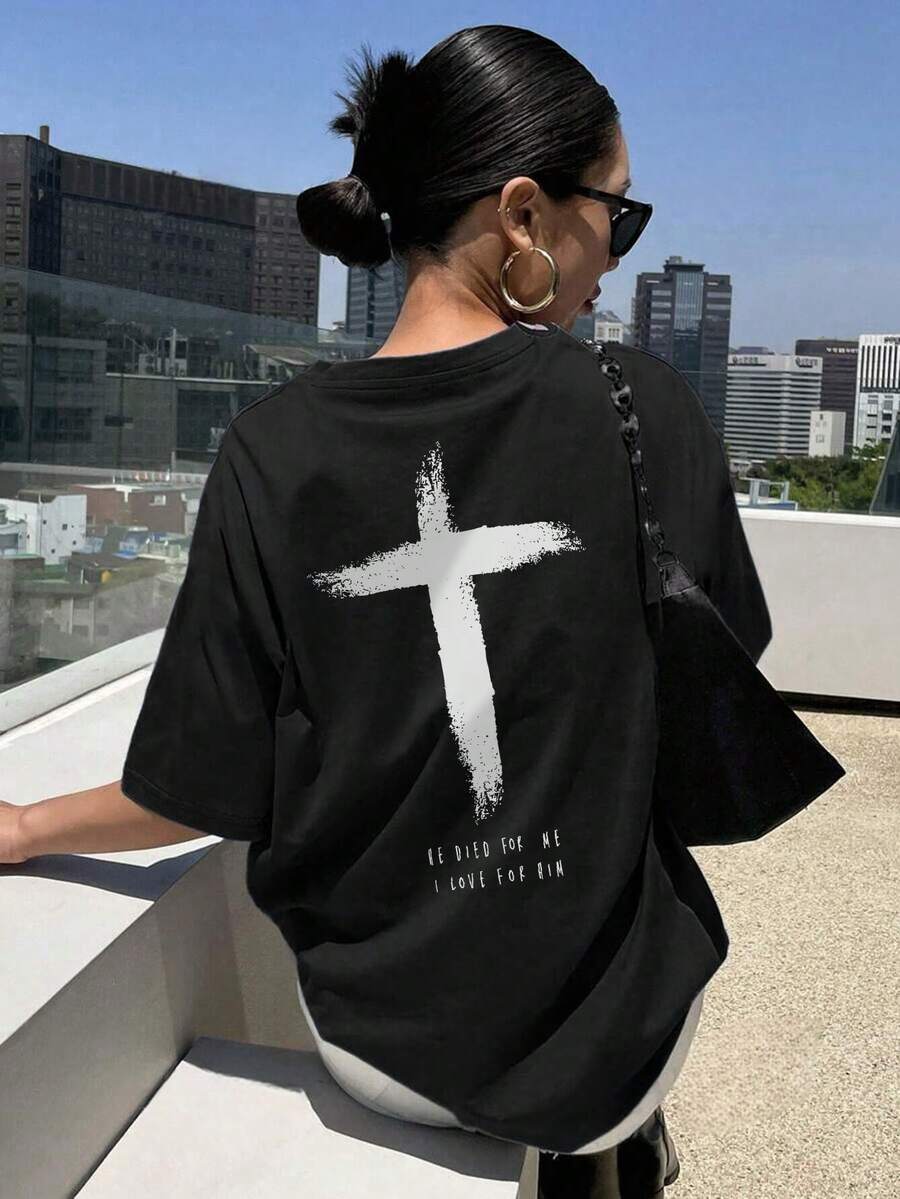 女士休闲度假圆领短袖T恤，印有十字架标语，女士上衣。图案T恤，女士白色上衣，黑色上衣 - 黑色 - 查看 1
