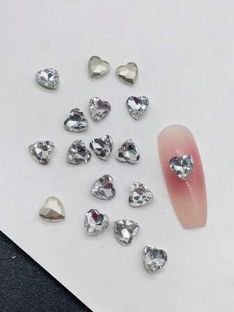 50pcs Small Transparent Pointed Bottom Heart-Shaped Glass Rhinestones Nail Art Decoration, DIY, Heart Nail Jewelry, Popular Korean/Japanese Style, Suitable For Nail Salon, Nail Supplies, Nail Accessories, Nail Gems, Fresh, Cute, Fashionable Nail Jewelry