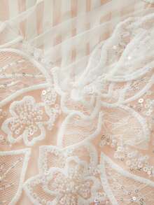 Abito da sera elegante e lussuoso in pizzo bianco con ricami, abito da sera lungo attillato a sirena con vita impreziosita da paillettes e perle sintetiche, adatto per matrimoni, cerimonie di fidanzamento, carnevali, gala di lusso, festival musicali, eventi sul red carpet e feste di primavera - Bianco - Visualizzare 7