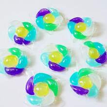 50/100pcs 6-In-1 Laundry Detergent Pods For Stain & Grease Removal, Deep Cleaning, Color Protection, Long-Lasting Fragrance, Suitable For Washing Machine, Baby Clothes, Intimate Apparel, Down Jackets, Low Foam Easy Rinse, Disinfecting & Dust Mite Removal, Softening - Multicolor - View 3