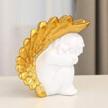 Statues - White - View 8