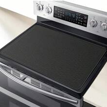 SUNTY 1pc Silicone Stove Top Covers - Heat Resistant, Non-Slip, Easy Clean - For Electric Stove, Glass Top Stove - Kitchen Accessories - Perfect Gift For Housewarming - 黑色 - 查看 8