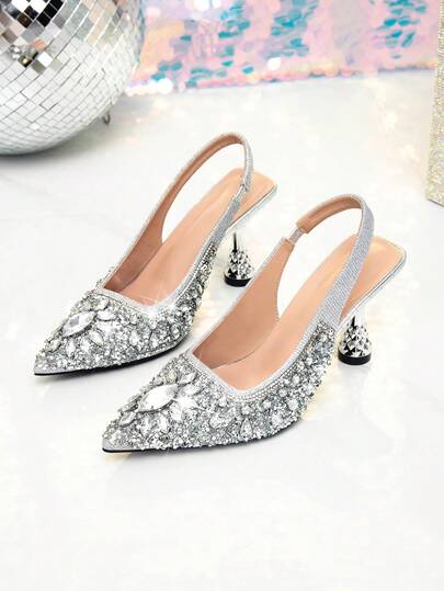 Silverfärgade strassutsmyckade sommarsandaler för kvinnor Glamorösa högklackade skor för fest Eleganta och bekväma högklackade skor för bröllop