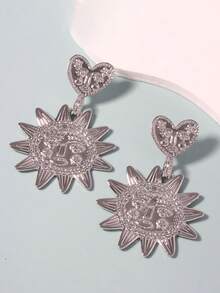 1 Pair Retro Minimalist Alloy Sunflower & Heart Pendant Earrings For Women - Sun Earrings - View 3