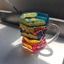 3D玻璃书形马克杯 - 别致的彩绘书籍设计 - 独特的图书馆主题咖啡杯 - 送给爱书人、作家、图书馆员、艺术家和读书俱乐部爱好者的完美礼物 - 适用于茶和咖啡 - 彩色 - 查看 1