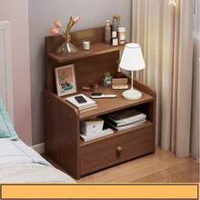 2025新款简约紧凑型木腿床头柜，卧室储物架