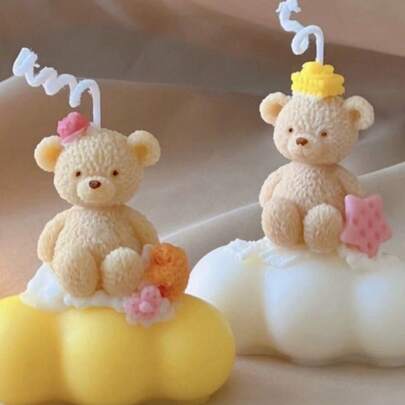 1个可爱泰迪熊造型硅胶蜡烛模具，适合制作节日礼物，也是绝佳的送礼之选 | 家居装饰，完美适用于硅胶香薰蜡烛。硅胶模具材质，奢华小众情人节礼物，也可作为生日礼物或家居装饰品。