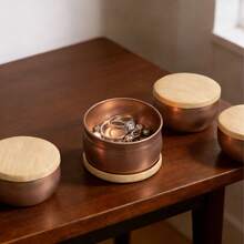 38个2.5盎司玫瑰金金属蜡烛罐，配木纹盖 - 坚固耐用，可重复使用，适用于DIY香薰蜡烛制作和储存 | 情人节、节日、复活节、生日、婚礼和新年礼物 - 彩色 - 查看 6