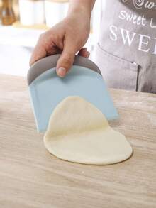 1pc Plastic Dough Cutter And Scraper - Essential Baking And Kitchen Tool - Mint Green - View 3