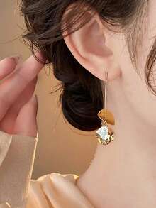 1 Pair Elegant Geometric Sequin Tassel Design Fashion Earrings, Suitable For Women's Daily, Commute, Festivals, Parties - Yellow Gold - View 3