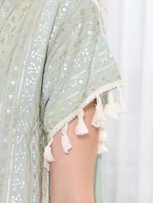 2026 Nouvelle robe traditionnelle élégante de style Ramadan, col en V, manches courtes, poignets à franges, broderie perlée dorée, vêtement gracieux pour femmes arabes - Vert menthe - Voir 5