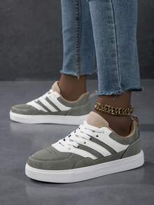 Baskets décontractées pour femmes, chaussures blanches mode streetwear, chaussures de skate légères