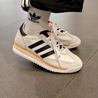 Adidas Tênis esportivos clássicos unissex de cano baixo SL 72 RS, tênis casuais retrô