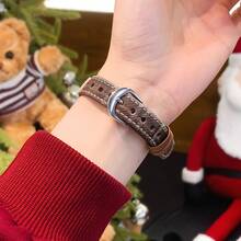 Herbst/Winter Mode kariertes Uhrenarmband, mit Weihnachtselementen angereichert, neujahrsrote und grüne Farbe, kariertes Atmosphärendesign, retro hochwertig, voller Vitalität und jugendlichem Geist. Passend für 38mm, 40mm, 41mm, 42mm, 44mm, 45mm und 49mm Bänder, kompatibel mit Apple 11/10/9/8/7/6/4/3/2/1 SE Ultra Series Smartwatches, süßer Bär kariertes Armband für Frauen, Smartwatch Ersatz Schmuckzubehör Schnallengurt