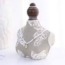 Giá trưng bày trang sức bằng nhựa kiểu Baroque cổ điển - Hộp đựng vòng cổ hình chữ nhật thanh lịch với lớp lót nhung sang trọng, thích hợp để cất giữ nhiều loại phụ kiện và bông tai, tủ trưng bày trang sức trang trí nhà cửa, món quà lý tưởng cho những người đam mê thời trang và sưu tầm trang sức, tô điểm cho không gian của bạn với vẻ đẹp vượt thời gian và sự tinh tế, hoàn hảo cho quà tặng ngày lễ và những dịp đặc biệt. - Nhiều màu - Xem 3