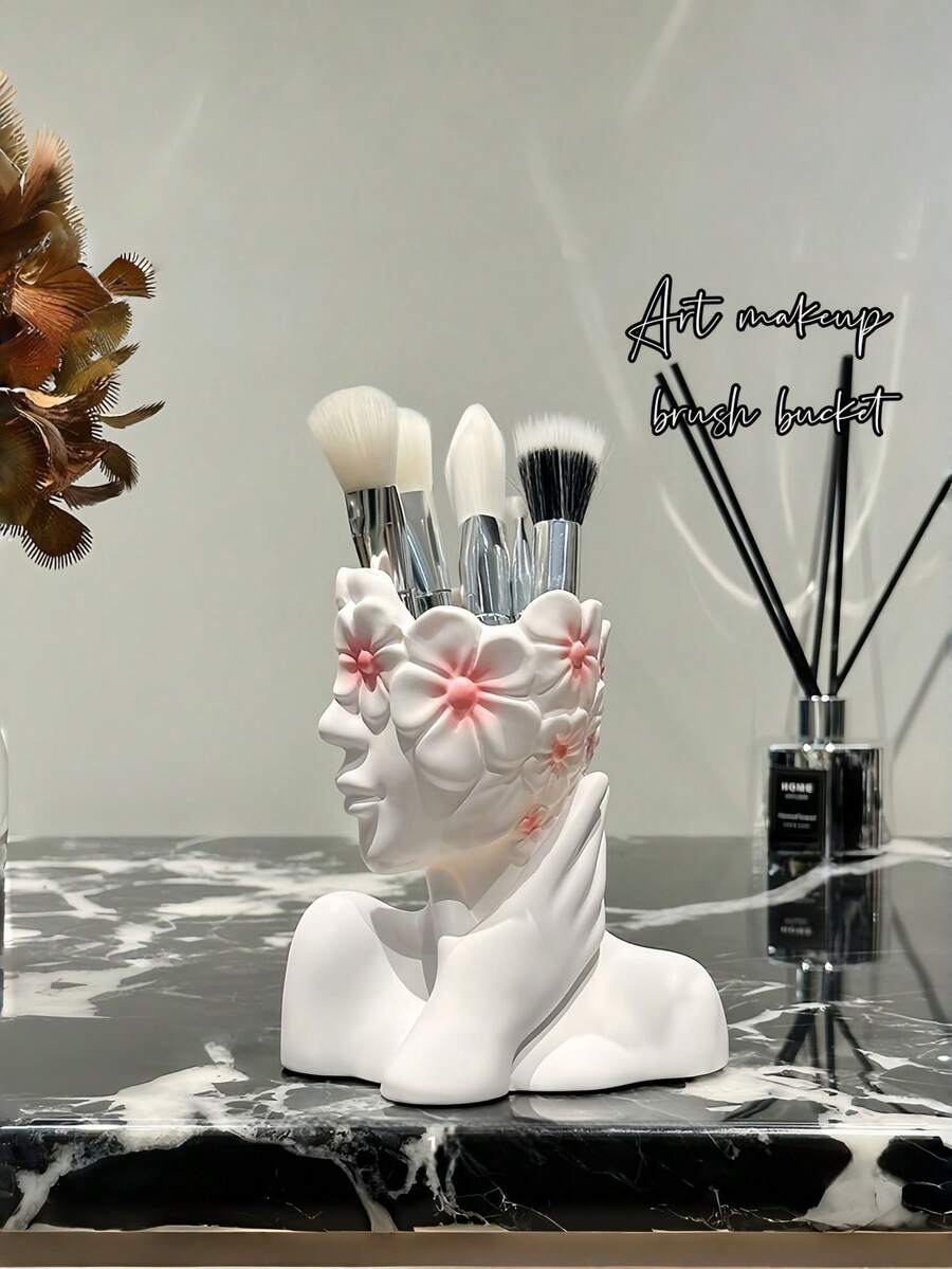 1个欧式化妆刷架笔筒化妆刷桌面收纳架时尚高端化妆刷收纳架，花瓶造型，送给女朋友的礼物