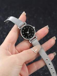 1PC 时尚休闲女士石英表，精致优雅的圆形指针，不锈钢表带，女士时钟。