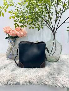 A Women's Handbag With Leather Edging And Adjustable Shoulder Straps, A Multi Colored Handbag For Daily Use (Beige/Coffee/Black) - Negro - Ver 3