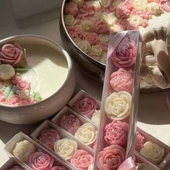 Set de 4 velas aromáticas de rosa, hechas a mano con fragancia de peonía y cera de soja. Perfecto para el Día de San Valentín, bodas, Acción de Gracias, Día de la Madre, decoración del hogar, fiestas, mesa de comedor, vacaciones, cenas, relajación/meditación, iluminación ambiental, decoraciones de cumpleaños, aniversario, regalos del Día de la Madre y diversas ocasiones femeninas.