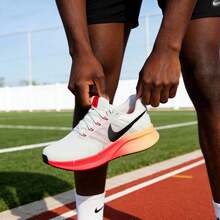 Nike Men's Lightweight Cushioning Sports Shoes, Outdoor Running Shoes, RUN SWIFT 3 Breathable Comfortable Casual Shoes, Low-Top Lace-Up Training Shoes, DR2695-017 - Cedar Wood: Light Blue-grey/black/bright Deep Red/elegant Topaz/light Silver - View 1