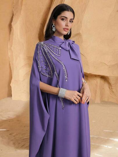 女士纯色领结优雅阿拉伯长袍，带串珠刺绣和肩部贴花，朴素的卡夫坦长袍