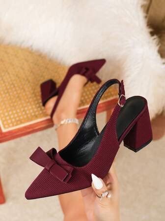 优雅性感高跟鞋，饰有蝴蝶结，尖头设计，舒适百搭，适合派对穿着