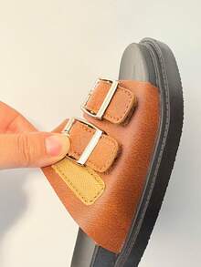 1 Pair Summer Kids Slippers, Children's Classic Retro Sandals, Soft Bottom Non-Slip Wear-Resistant, Unisex Boys And Girls, Suitable For Banquets, Gatherings, Parties, Weddings, Vacations - Brown - View 9